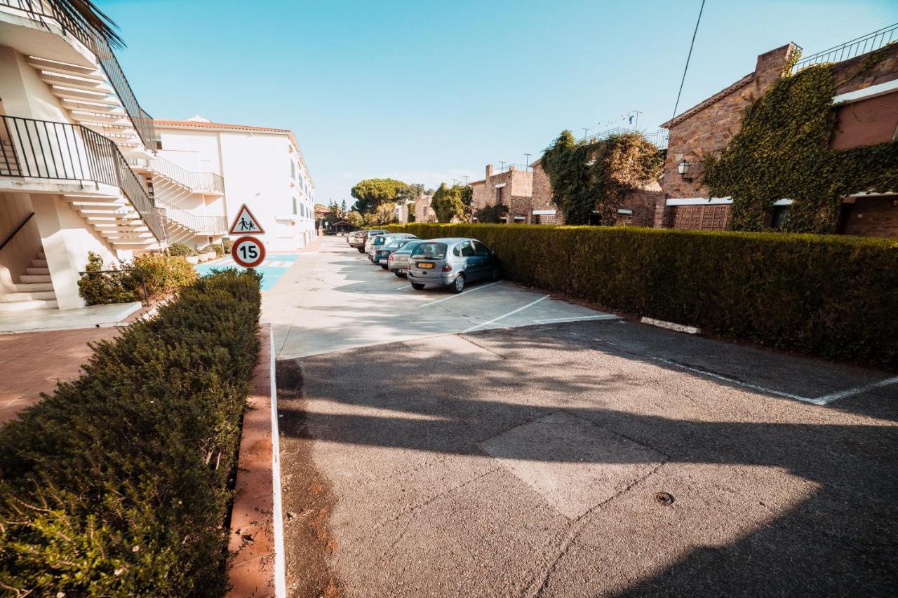 Apartament Per Parelles Reformat Amb Piscina Calella De Palafrugell Bagian luar foto